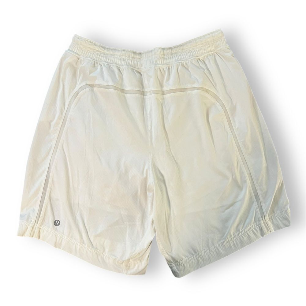 Lululemon Pace Breaker Short 7" White w/ Liner Stretch Sweat Wicking Size Small